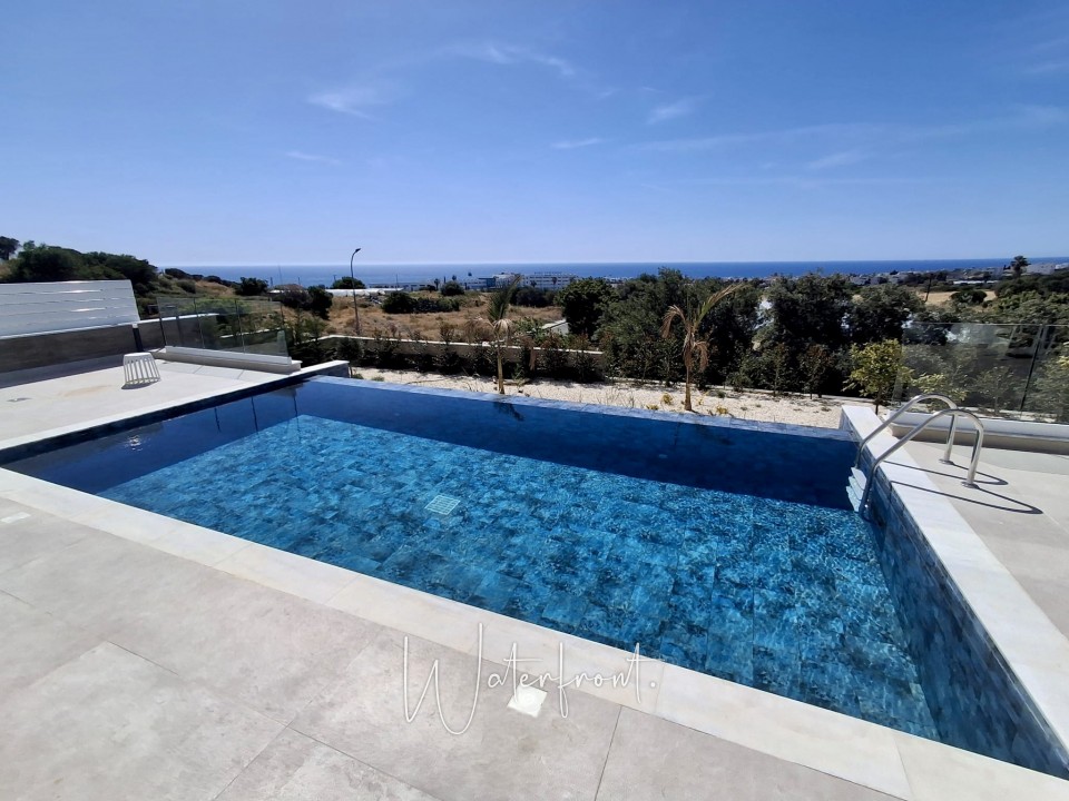 Detached Villa For Sale  in  Chloraka