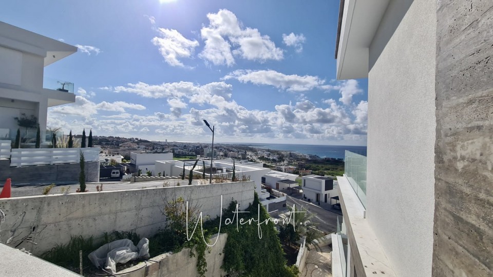 Detached Villa For Sale  in  Chloraka