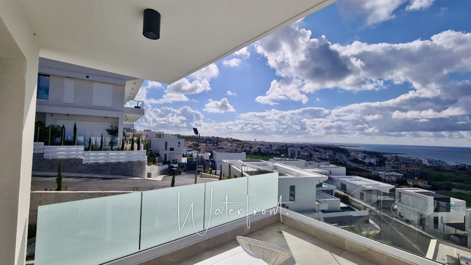 Detached Villa For Sale  in  Chloraka