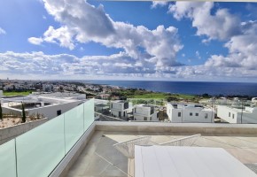 Detached Villa For Sale  in  Chloraka