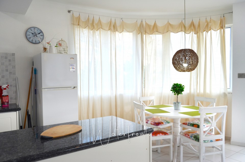 Apartment For Sale  in  Universal