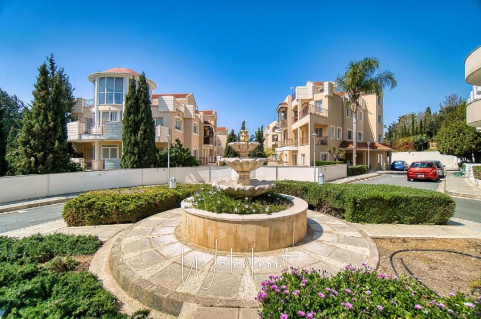 Apartment For Sale  in  Universal