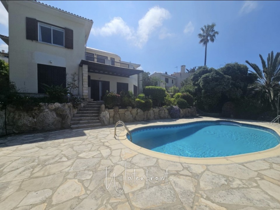 Detached Villa For Sale  in  Kamares - Tala