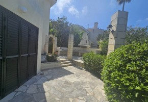Detached Villa For Sale  in  Kamares - Tala