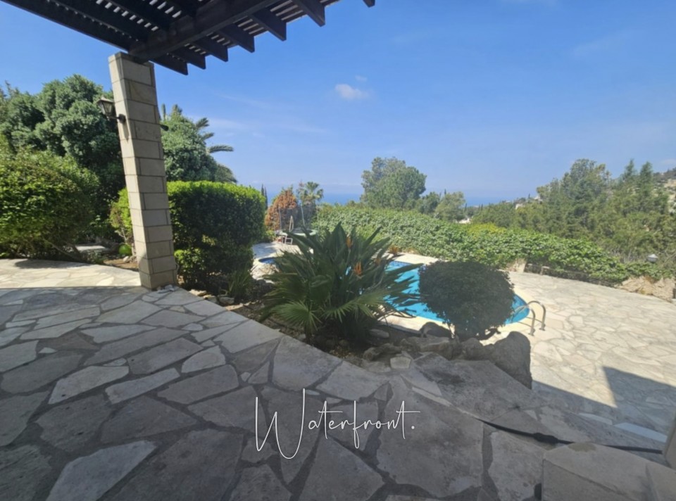 Detached Villa For Sale  in  Kamares - Tala