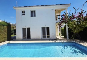 Detached Villa For Sale  in  Yeroskipou