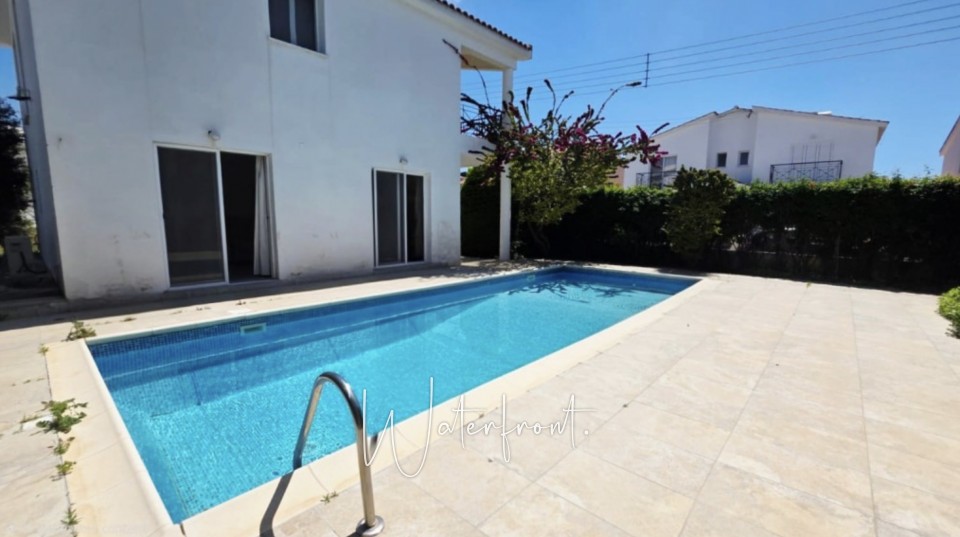Detached Villa For Sale  in  Yeroskipou