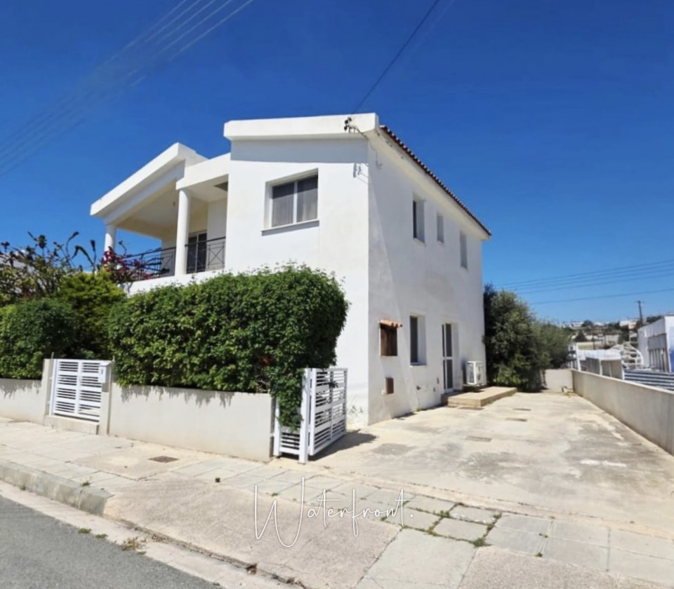 Detached Villa For Sale  in  Yeroskipou