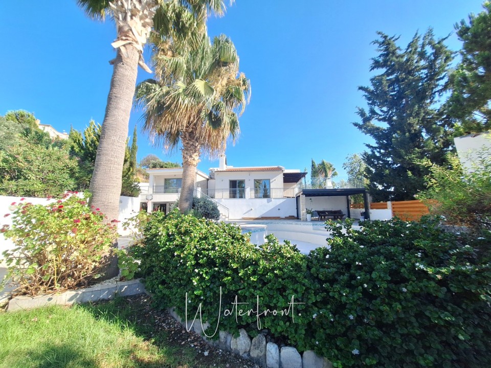 Detached Villa For Sale  in  Acheleia