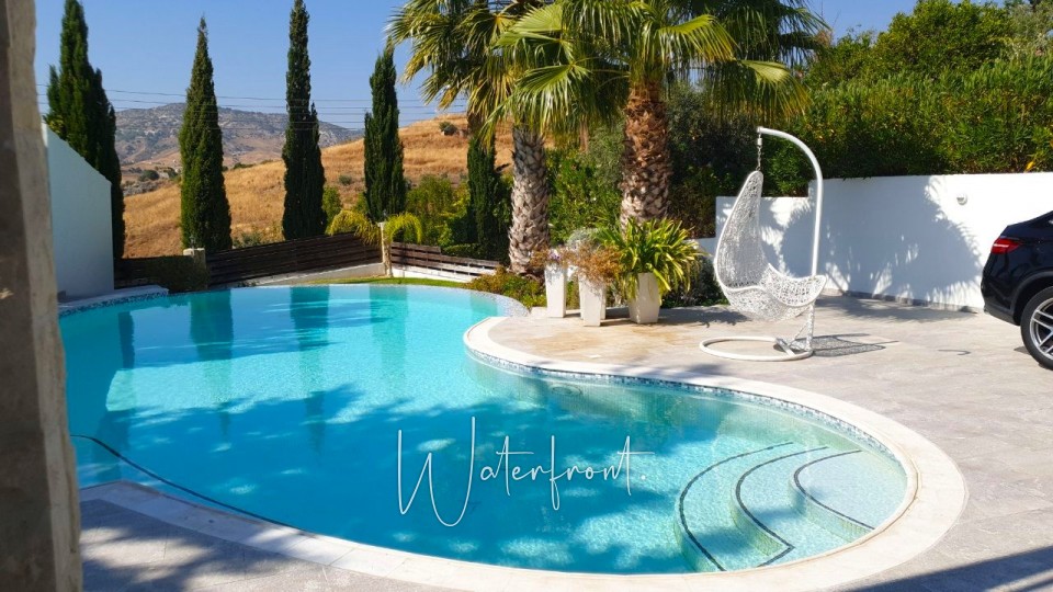 Detached Villa For Sale  in  Acheleia