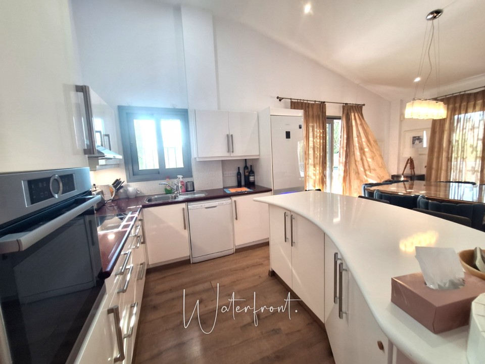 Detached Villa For Sale  in  Acheleia