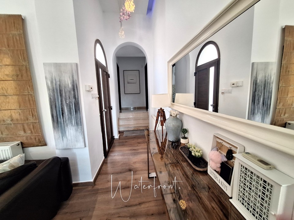 Detached Villa For Sale  in  Acheleia