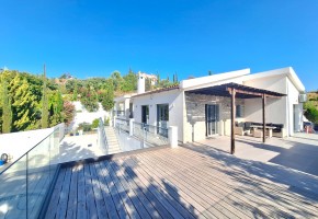 Detached Villa For Sale  in  Acheleia