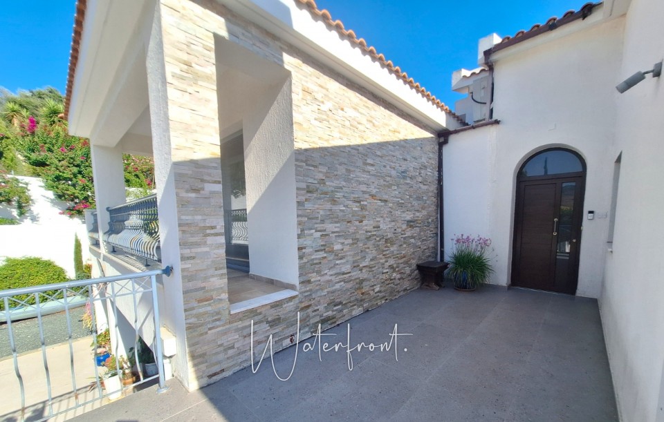 Detached Villa For Sale  in  Acheleia