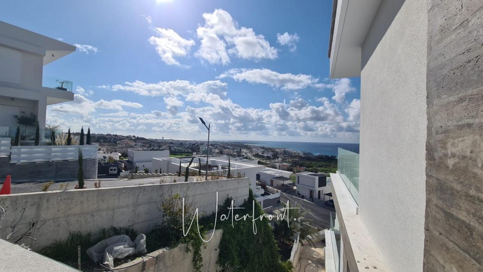 Detached Villa For Sale  in  Acheleia