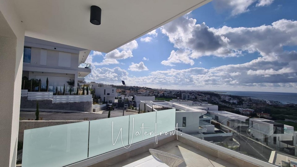 Detached Villa For Sale  in  Acheleia