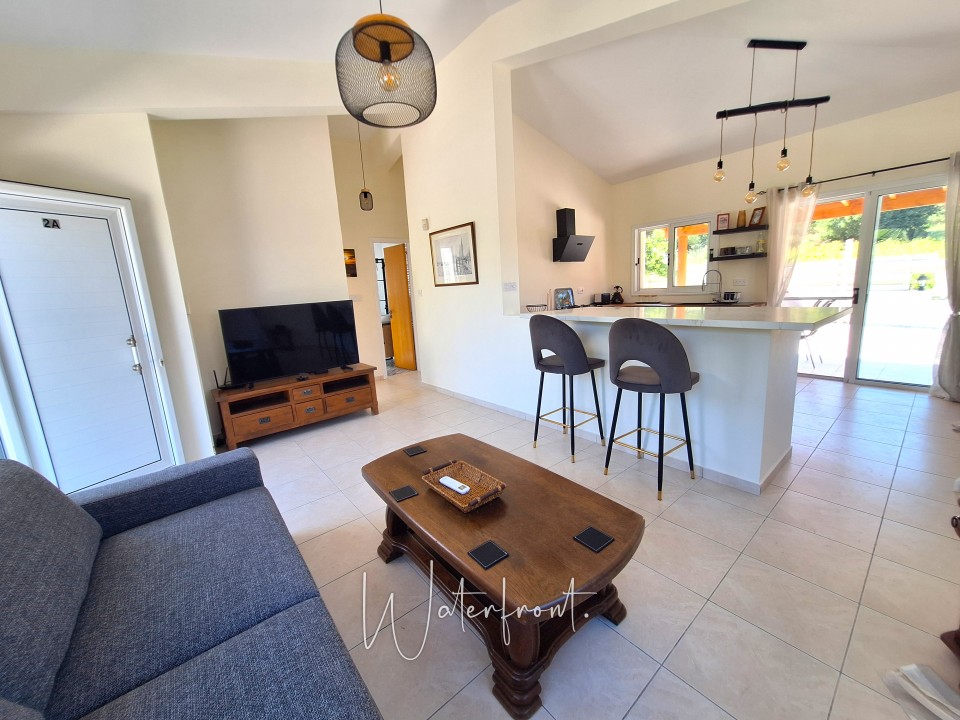 Bungalow For Sale  in  Polemi