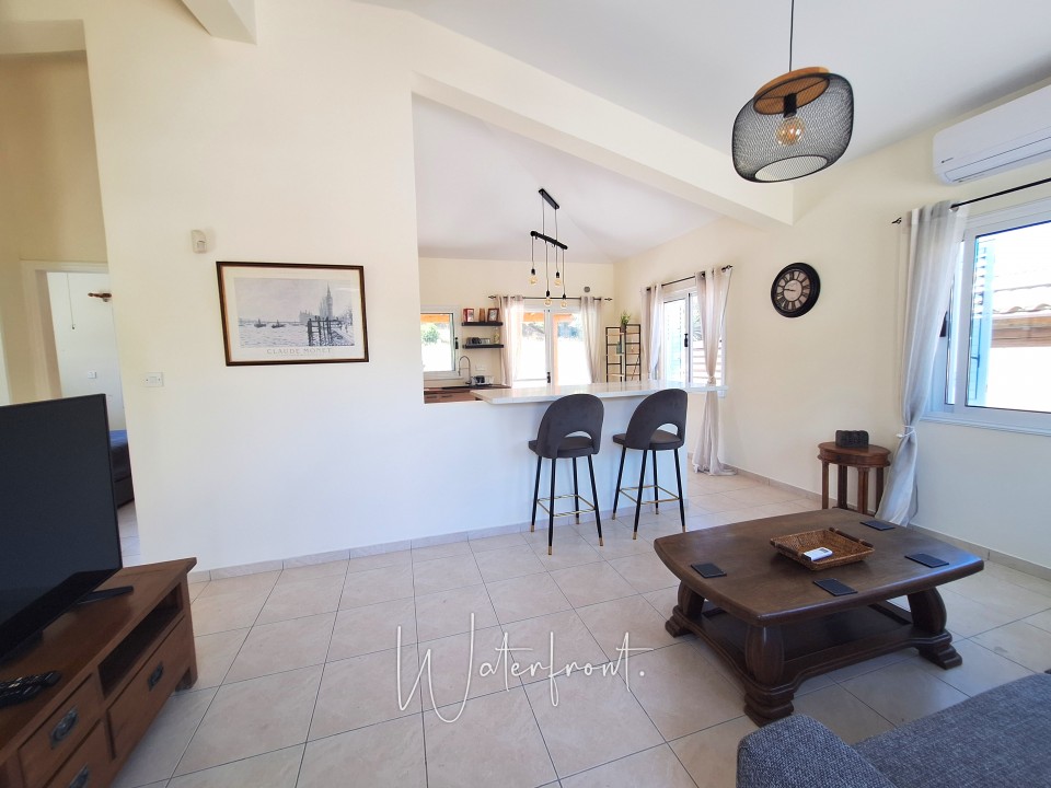 Bungalow For Sale  in  Polemi