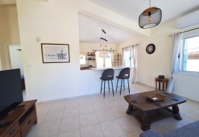 Bungalow For Sale  in  Polemi