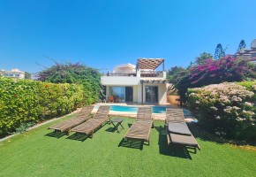 Detached Villa For Sale in Kissonerga, Paphos - SL23590