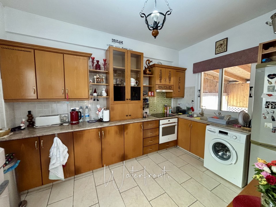 Detached Villa For Sale  in  Universal