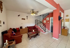 Detached Villa For Sale  in  Universal