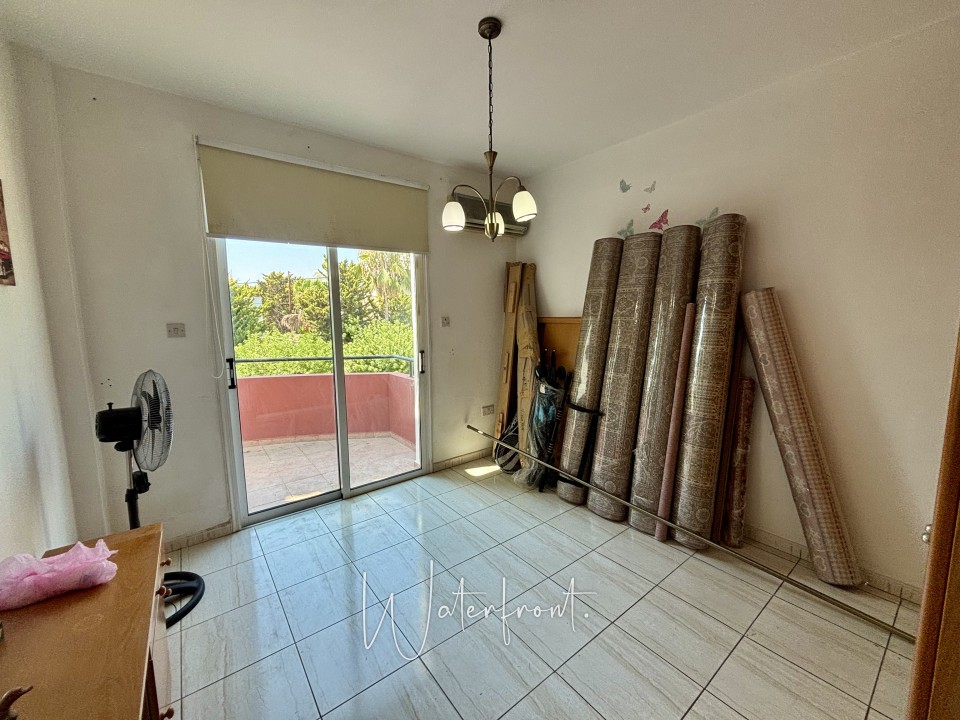 Detached Villa For Sale  in  Universal