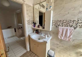 Detached Villa For Sale  in  Universal