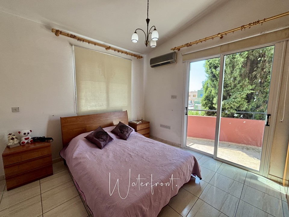 Detached Villa For Sale  in  Universal