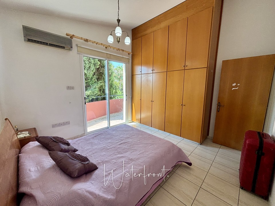 Detached Villa For Sale  in  Universal