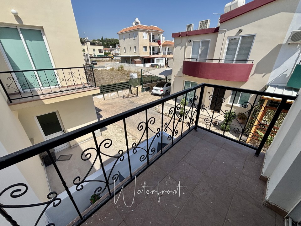 Detached Villa For Sale  in  Universal