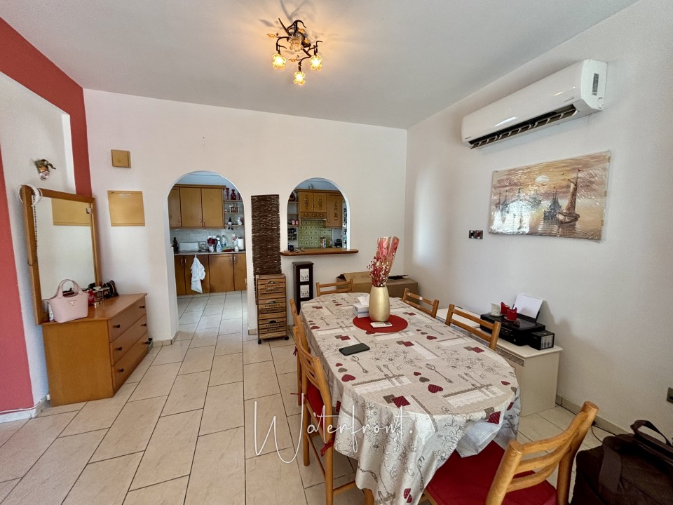 Detached Villa For Sale  in  Universal