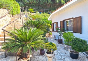 Bungalow For Sale  in  Koili
