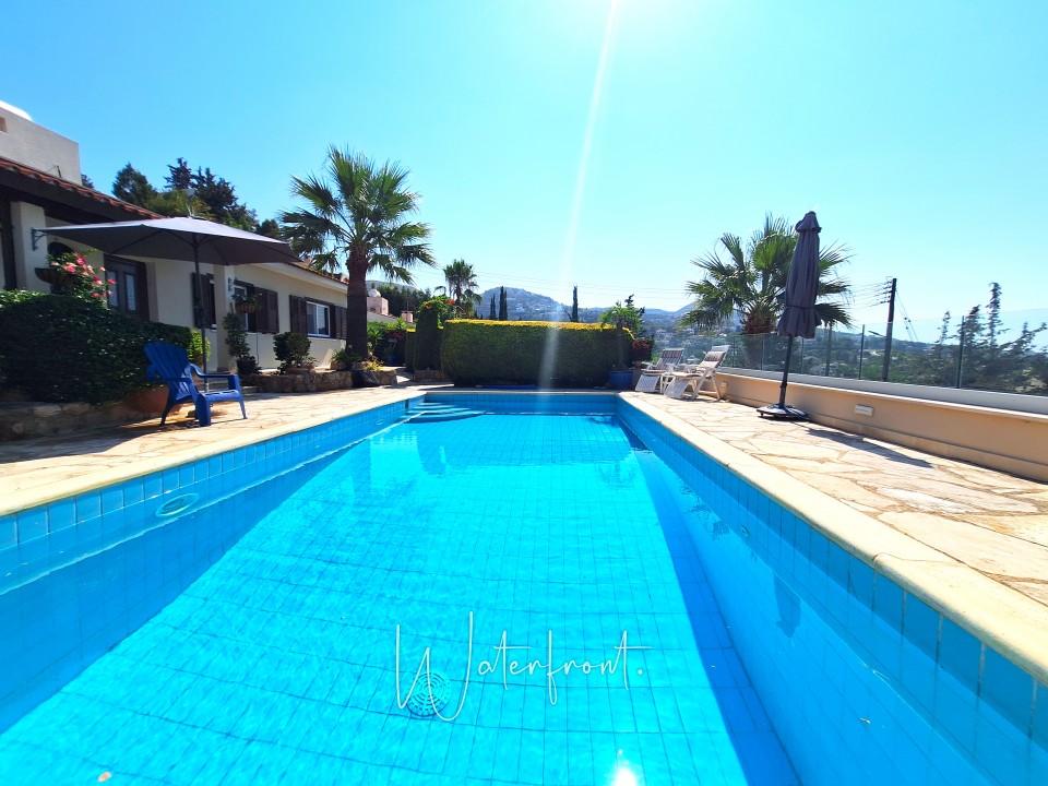 Bungalow For Sale  in  Koili