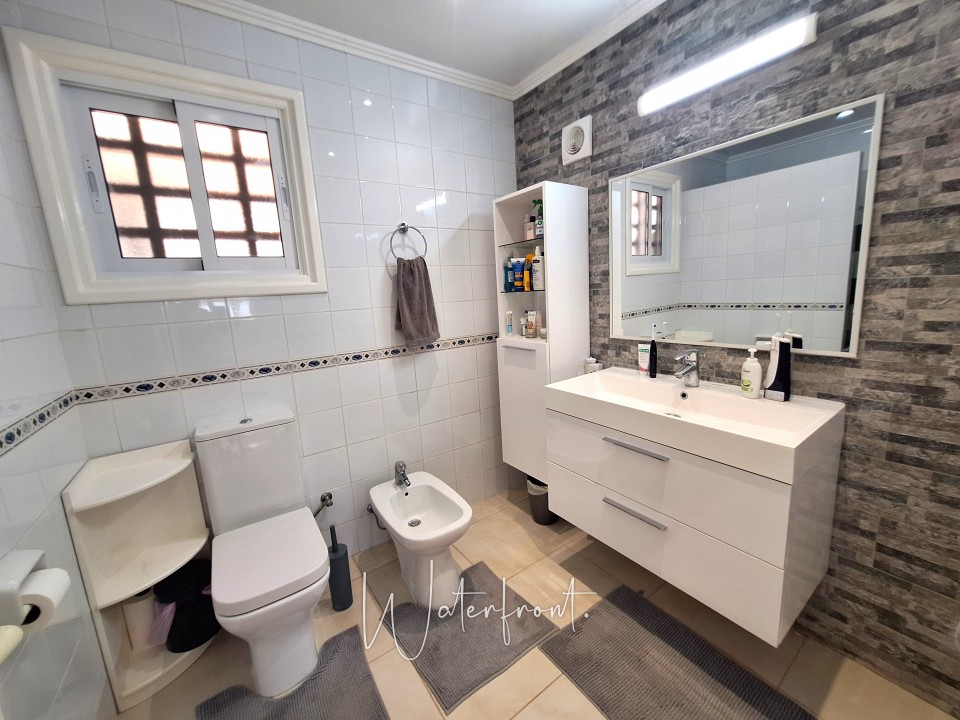 Bungalow For Sale  in  Koili