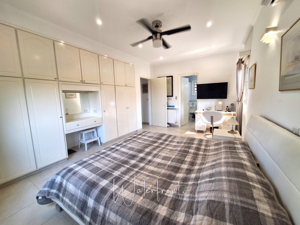 Bungalow For Sale  in  Koili