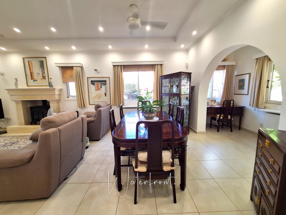 Bungalow For Sale  in  Koili