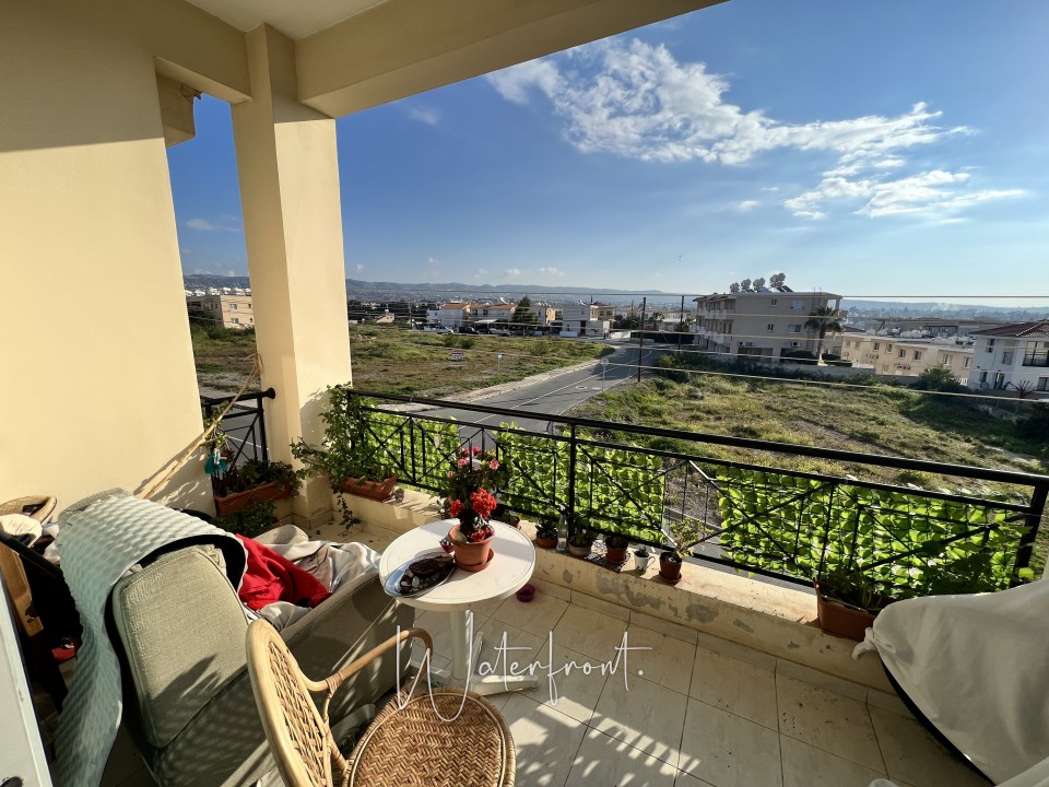 Apartment For Sale  in  Chloraka