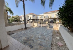 Apartment For Sale  in  Tombs of the Kings