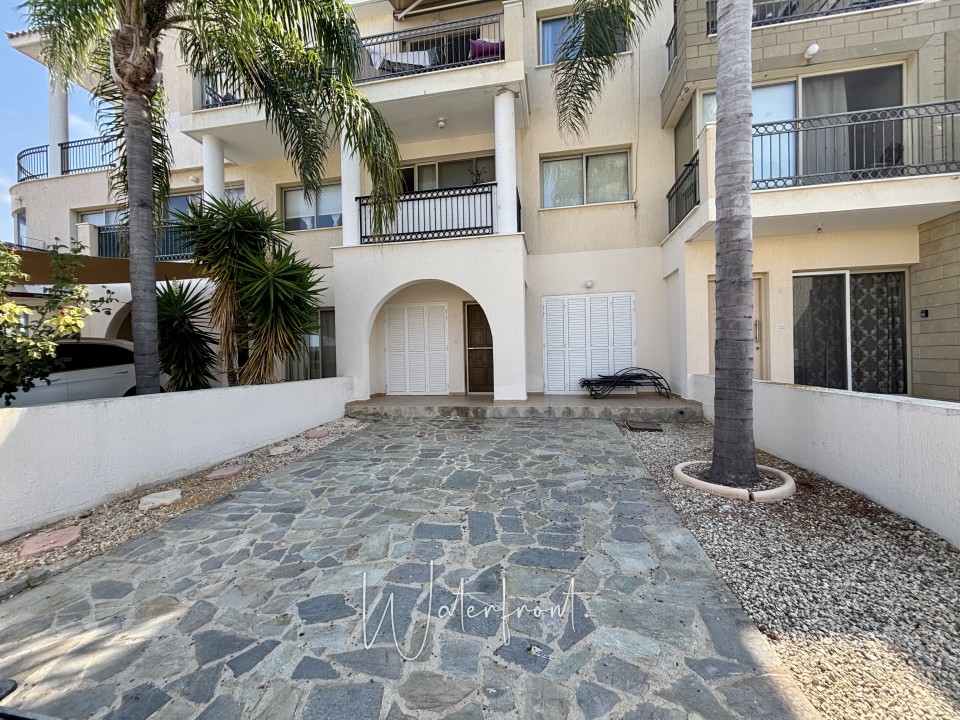 Apartment For Sale  in  Tombs of the Kings