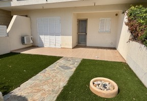 Apartment For Sale  in  Tombs of the Kings