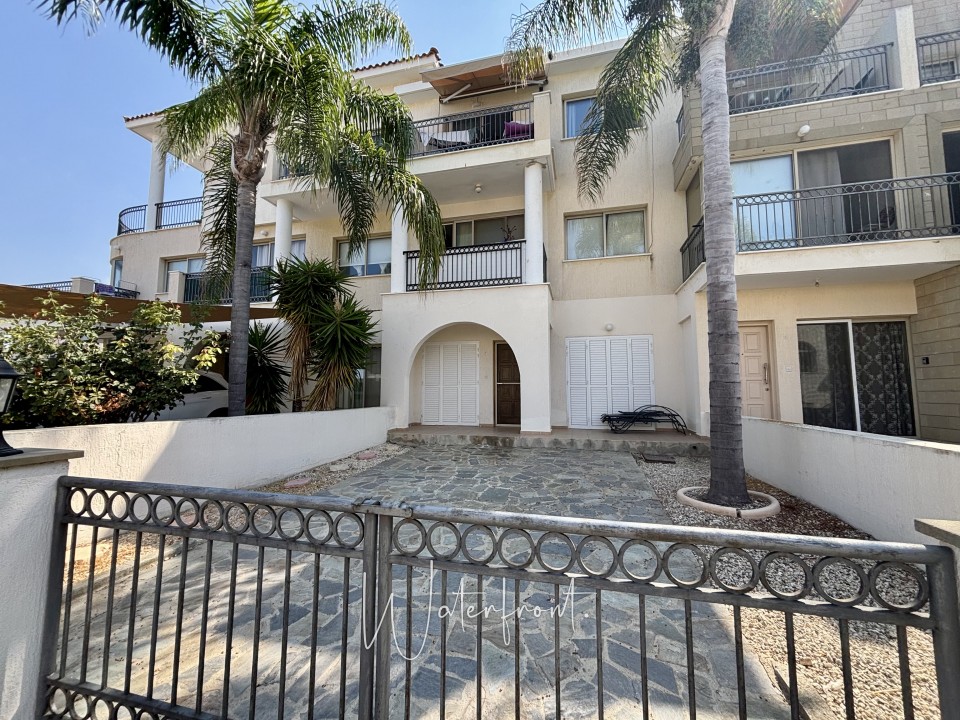 Apartment For Sale  in  Tombs of the Kings