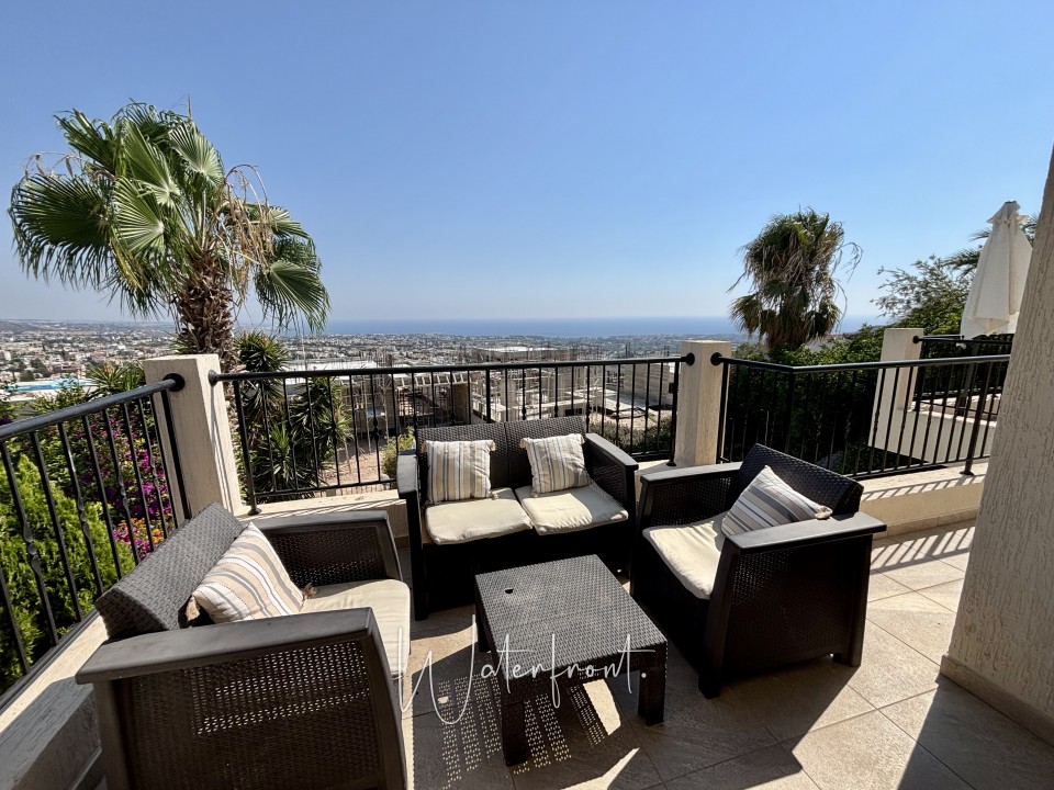 Detached Villa For Sale  in  Peyia