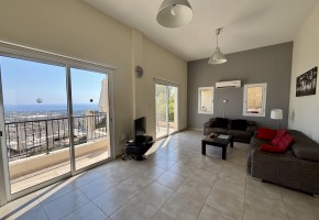 Detached Villa For Sale  in  Peyia