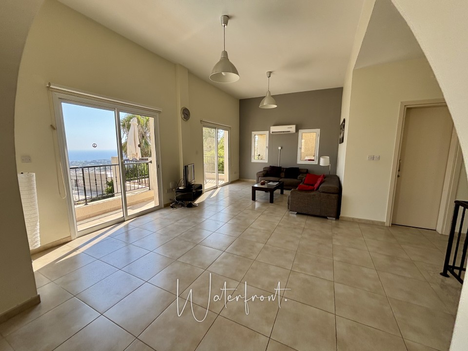 Detached Villa For Sale  in  Peyia