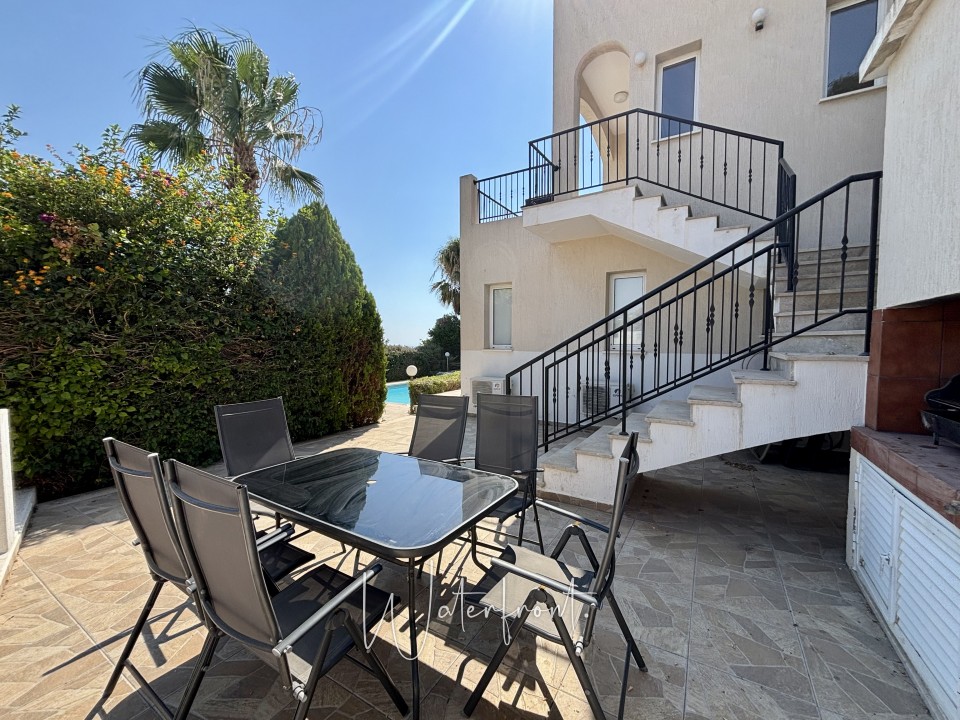 Detached Villa For Sale  in  Peyia