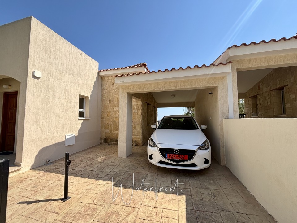 Detached Villa For Sale  in  Peyia