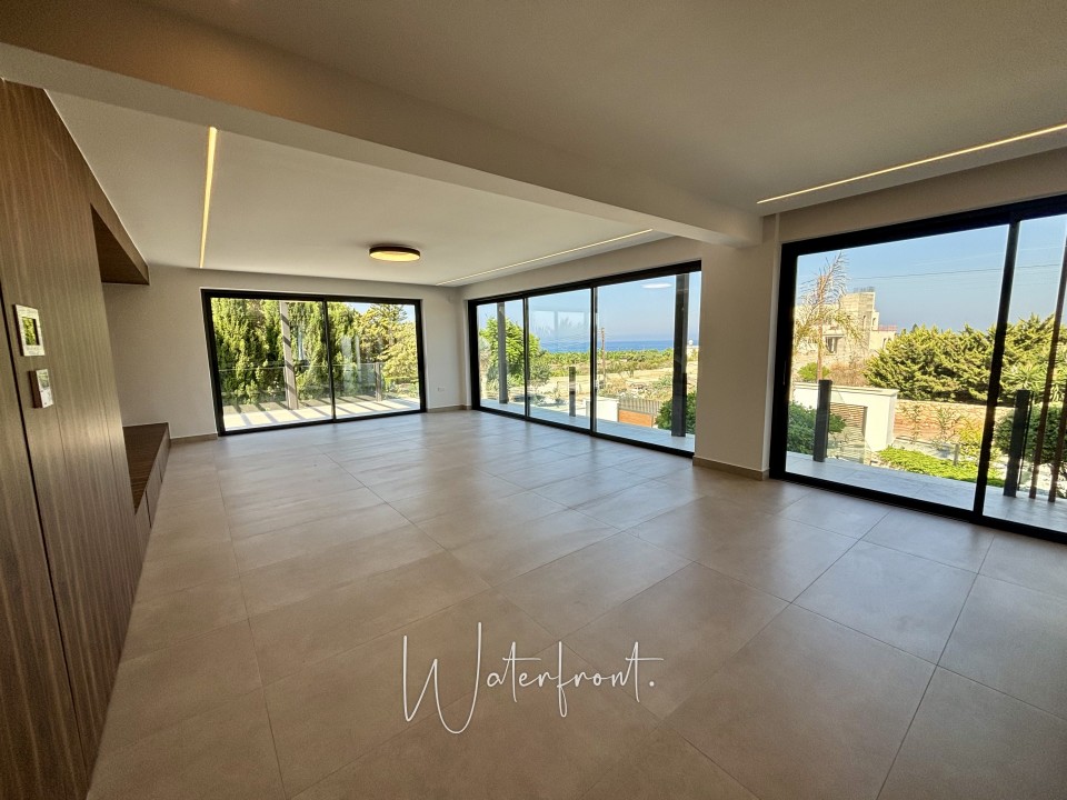 Detached Villa For Sale  in  Sea Caves - St.George