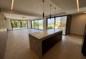 Detached Villa For Sale  in  Sea Caves - St.George