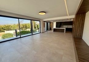 Detached Villa For Sale  in  Sea Caves - St.George